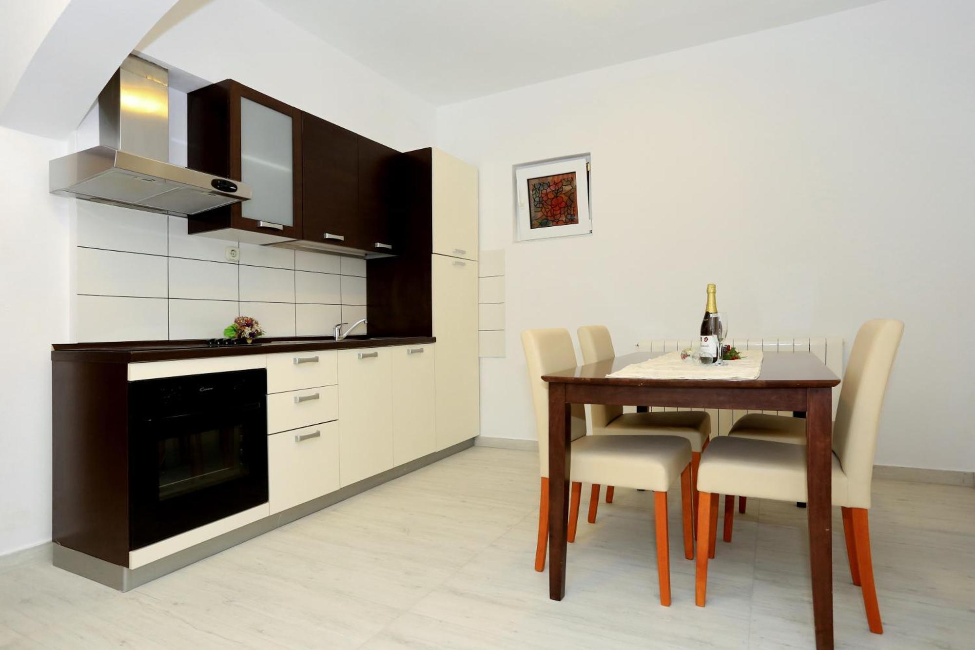 Apartments Maruna Self Check-In ซาดาร์ ห้อง รูปภาพ