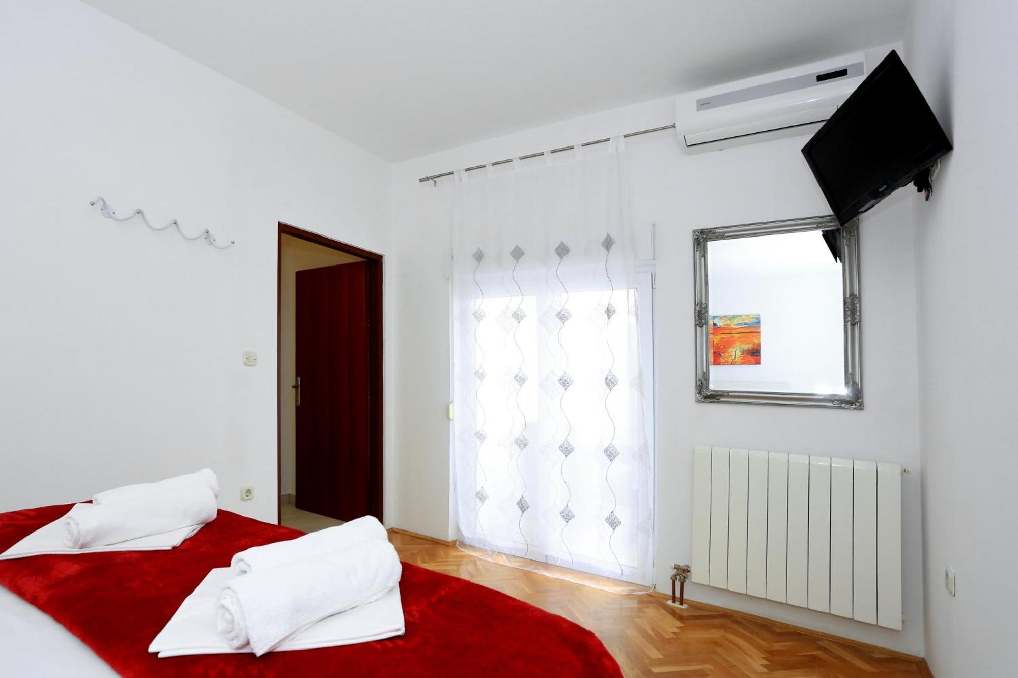 Apartments Maruna Self Check-In ซาดาร์ ห้อง รูปภาพ