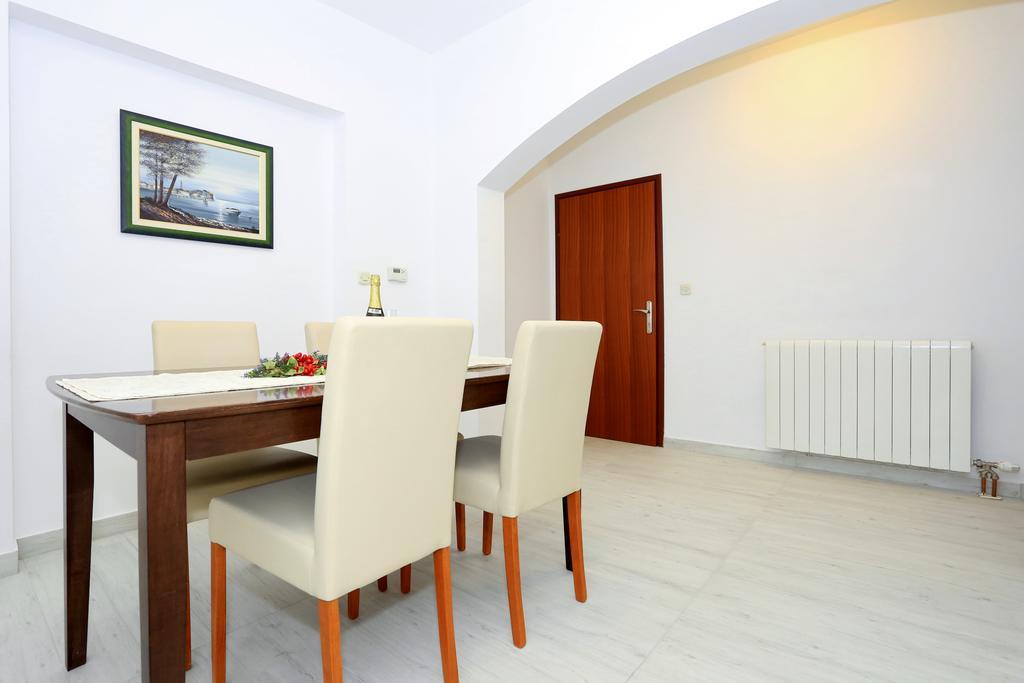 Apartments Maruna Self Check-In ซาดาร์ ภายนอก รูปภาพ